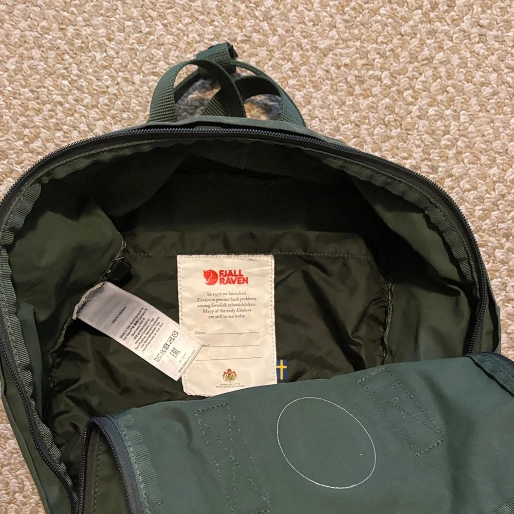 Fjallraven Kanken Olive Green Backpack with Round Logo
